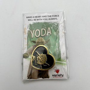 YODA Disney Trading Pin 2013 Heart Shaped Star Wars Variety Charity Sealed NEW